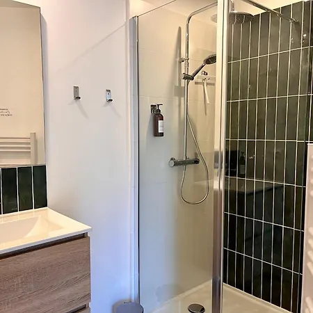 Apartament Le Quarante Cinq -6 *